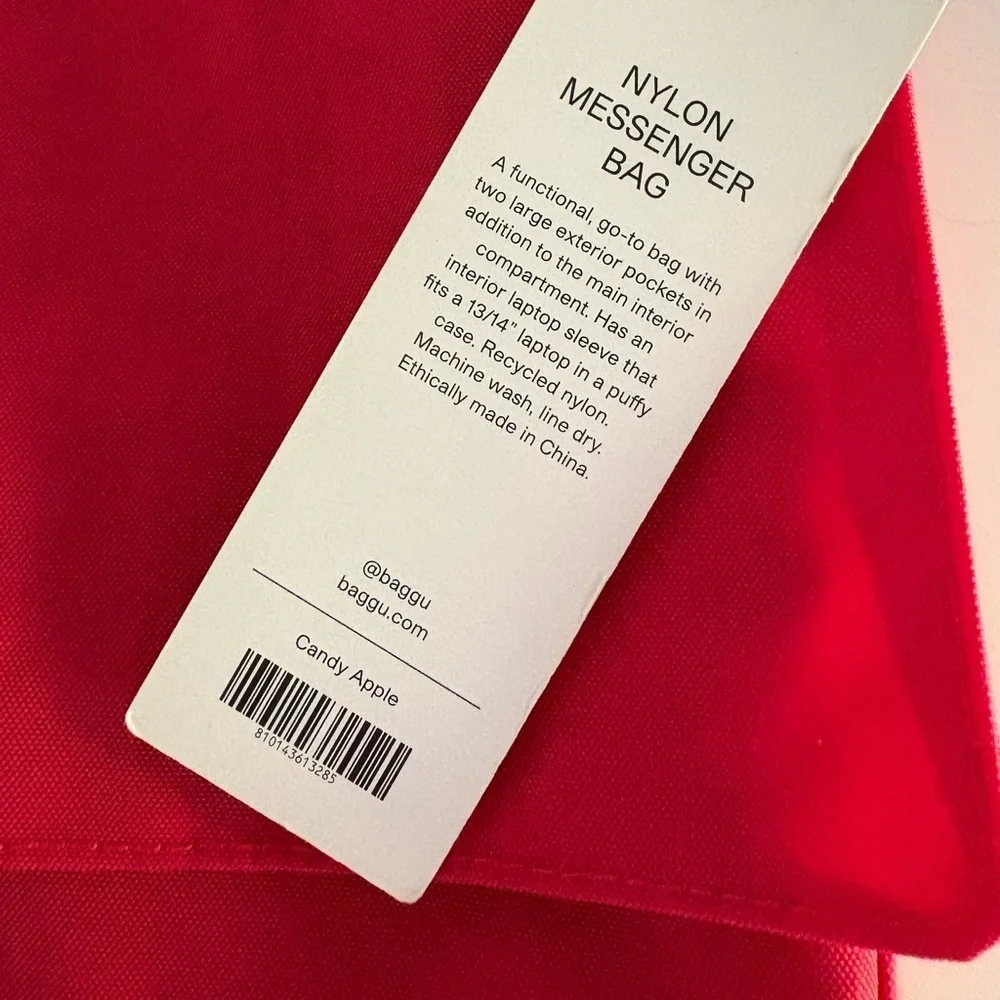 NWT BAGGU Nylon Messenger Bag